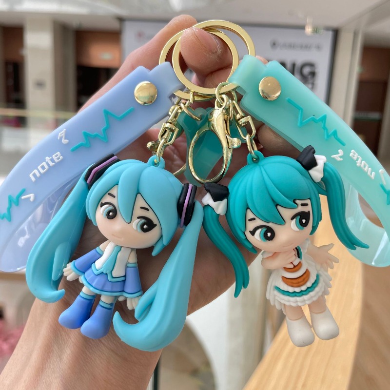 Hatsune Miku Keychain New Crea - Carabiner Keychain 评论和价格